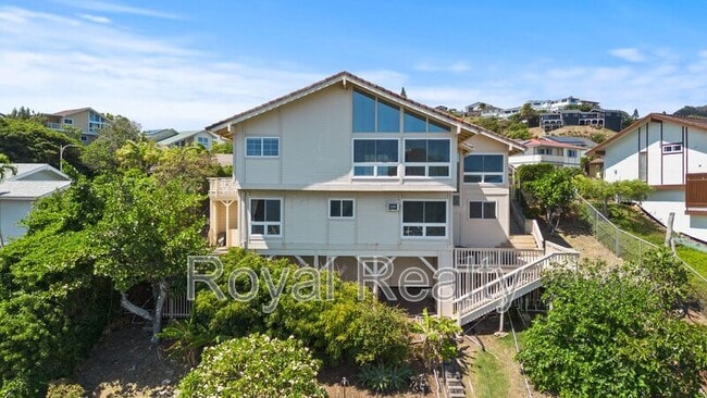 Building Photo - 1005 Kalahu Pl