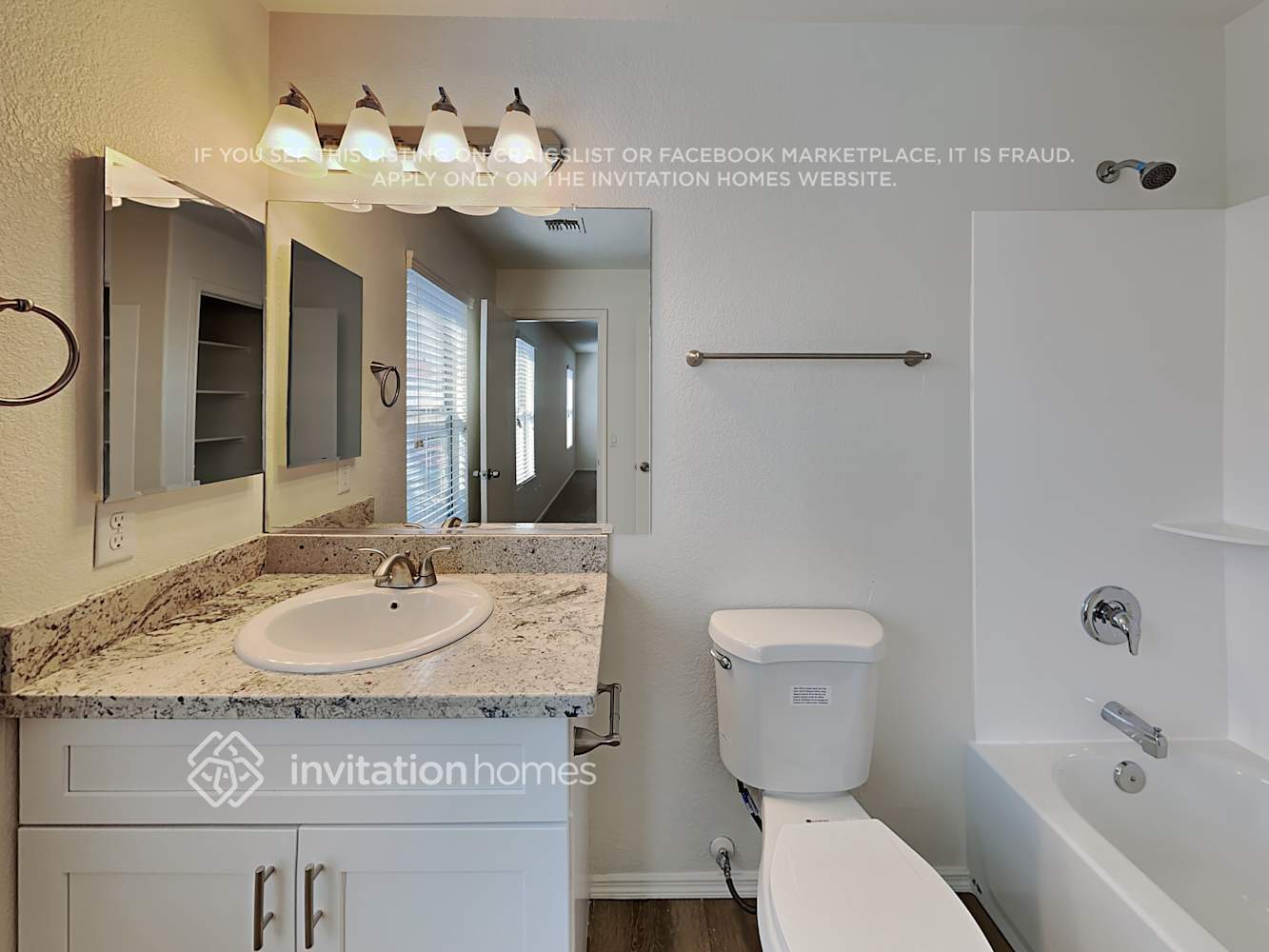 Building Photo - 651 E Banelli Pl