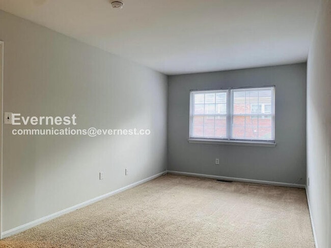 Building Photo - 9713 Hagel Cir