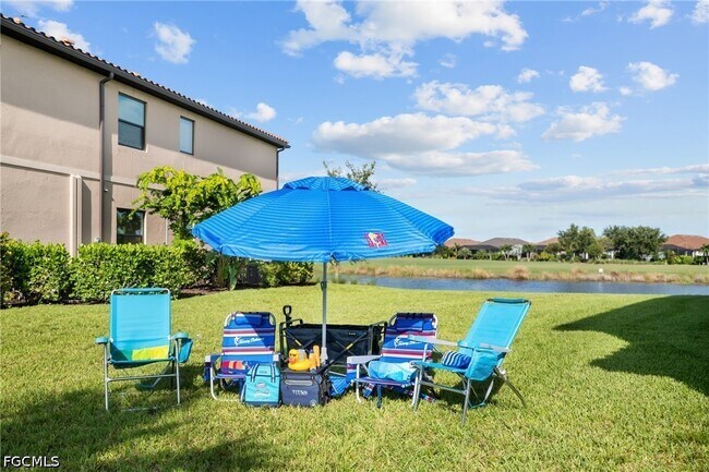 Building Photo - 9389 Pocida Ct