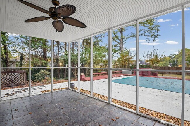 Building Photo - 815 Sudbury Rd NE