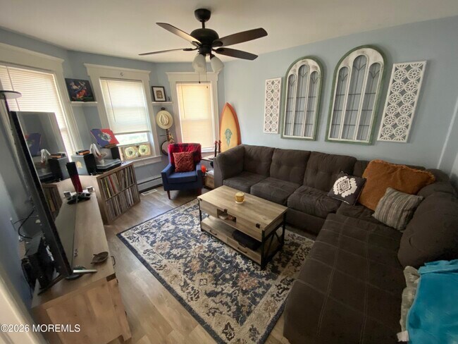 Building Photo - 1302 L St