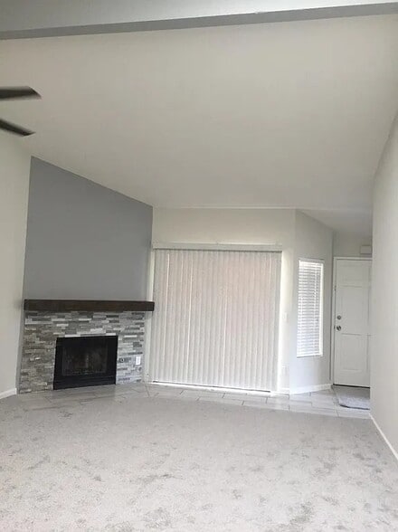 Building Photo - 980 Lupine Hills Drive #84