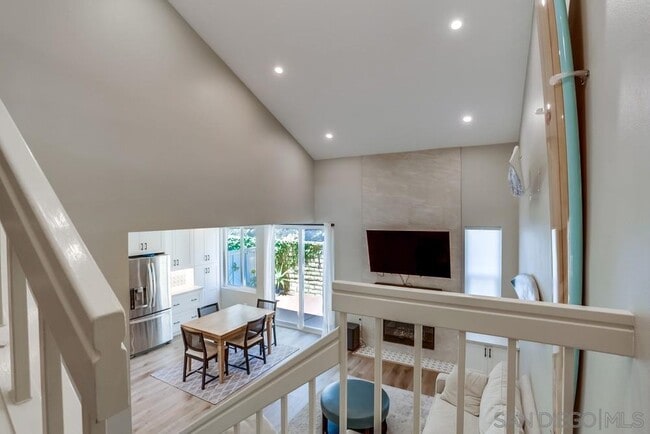 Building Photo - 3887 Creststone Pl