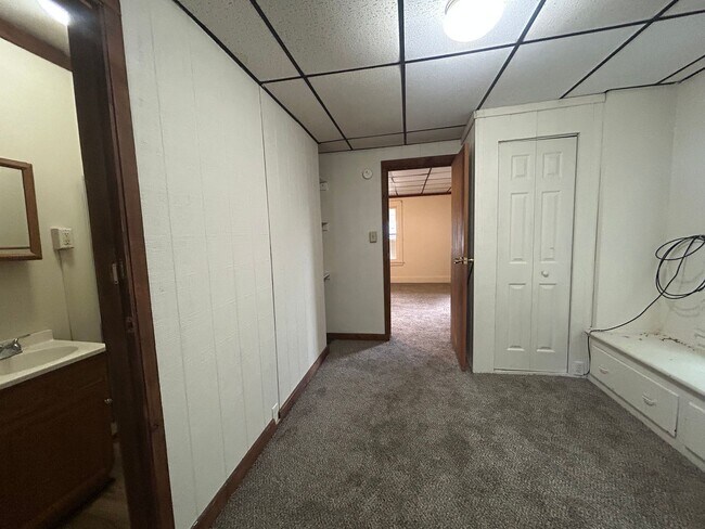 Building Photo - sbr431