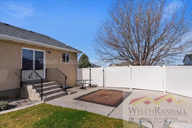 Building Photo - 179 E 2200 S