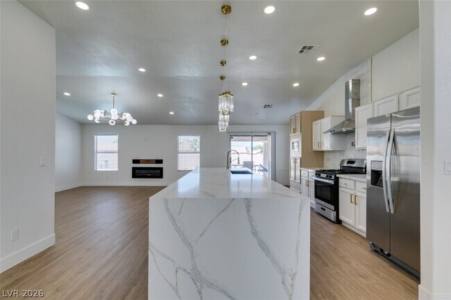 Building Photo - 7824 W Villa Finestra Dr