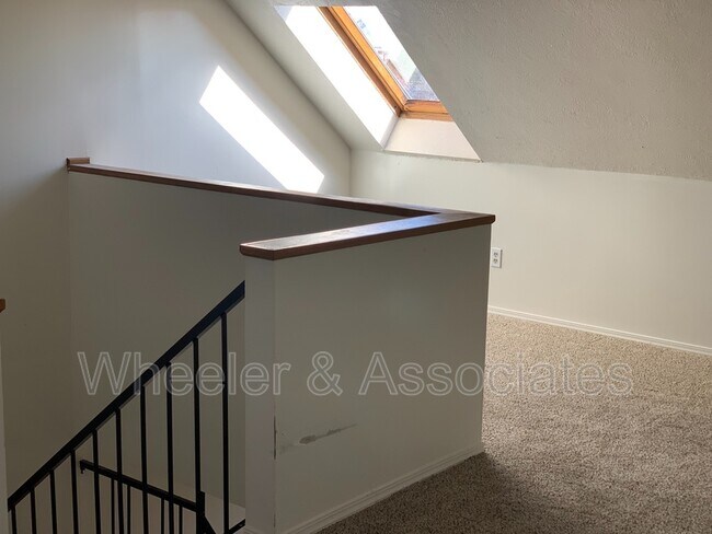 Building Photo - 1045 S 1200 W