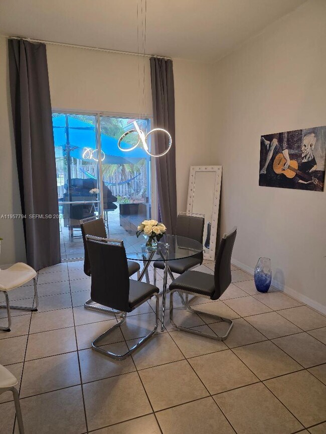 Building Photo - 15764 SW 101st St