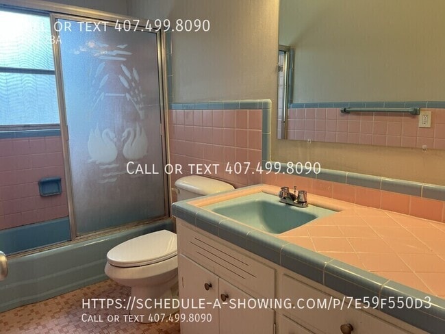 Building Photo - 2121 Winnetka Ct