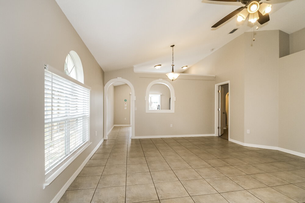 Building Photo - 8706 Claiborne Ct