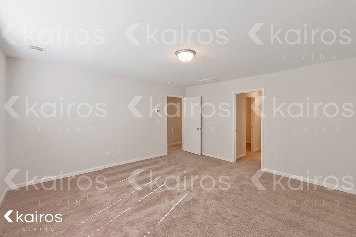 Building Photo - 34 Red Oak Dr.