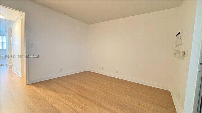 Building Photo - 62 Andover C