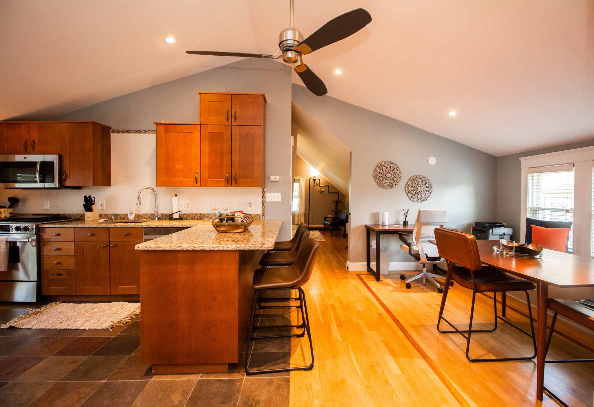 Building Photo - 247 Savin Hill Ave