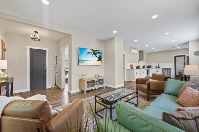 Building Photo - 1311 S Adams St