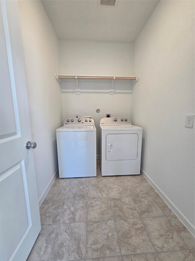 Building Photo - 22119 Taldora Bnd Trl