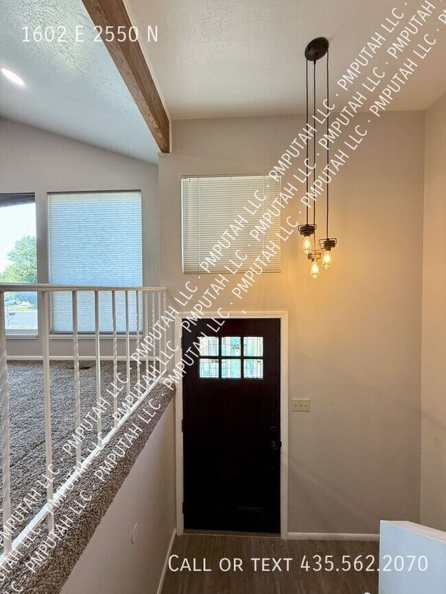 Building Photo - 1602 E 2550 N
