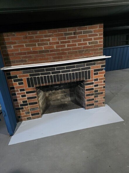 Building Photo - 12840 Kilbourne St