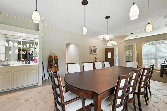 Building Photo - 3201 Oleander Ct