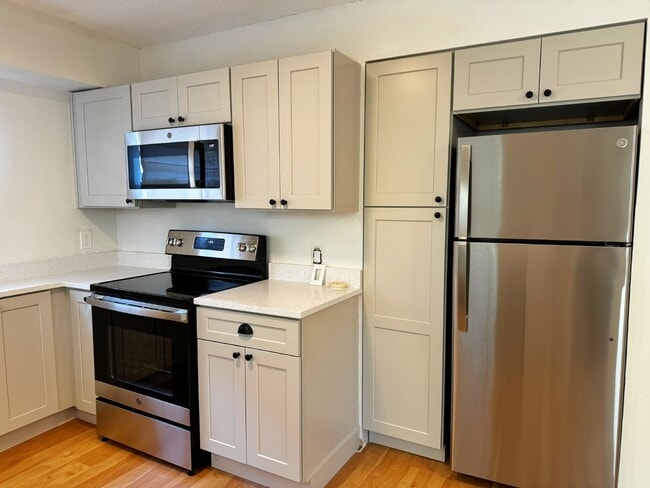 Building Photo - Newly remodeled Licolnville cottage in historic downtown St. Augustine