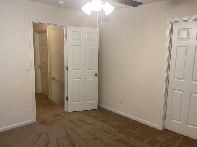 Building Photo - 4304 W Caleb Ct