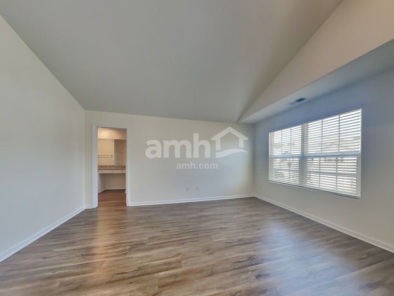 Building Photo - 6030 Mason Tucker Dr
