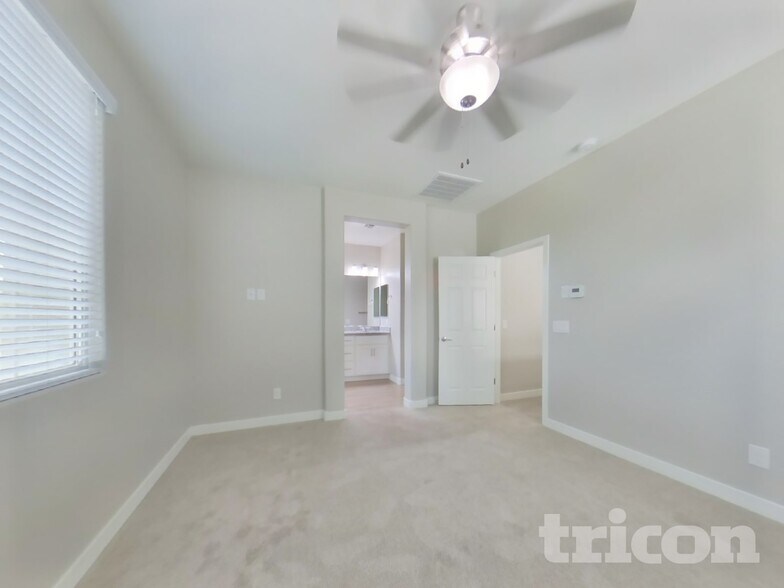 Building Photo - 2929 N 28th St