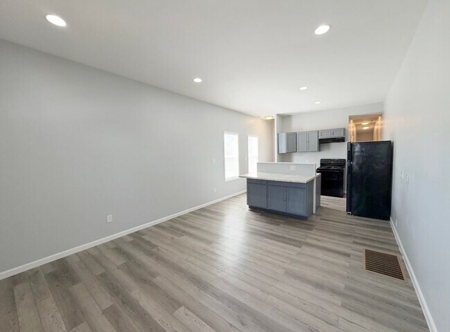 Building Photo - 1756-1756 S Delaware St