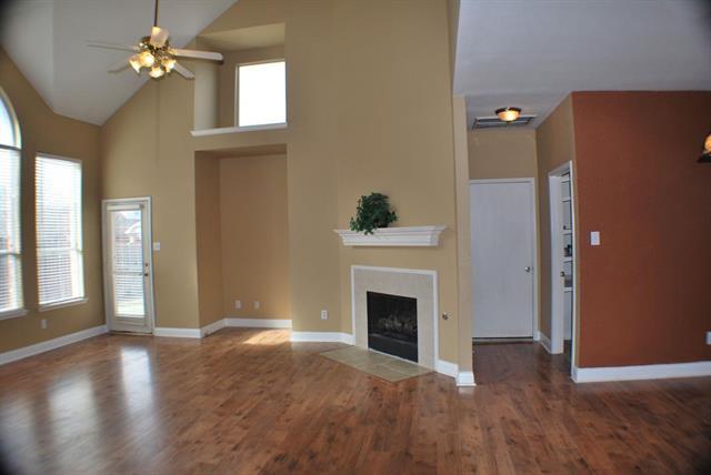 Building Photo - 5816 White Pine Dr