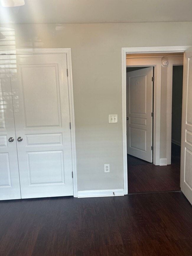 Building Photo - 07-103 Barrett