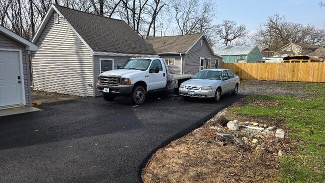 Primary Photo - 41270 N Bayside Dr