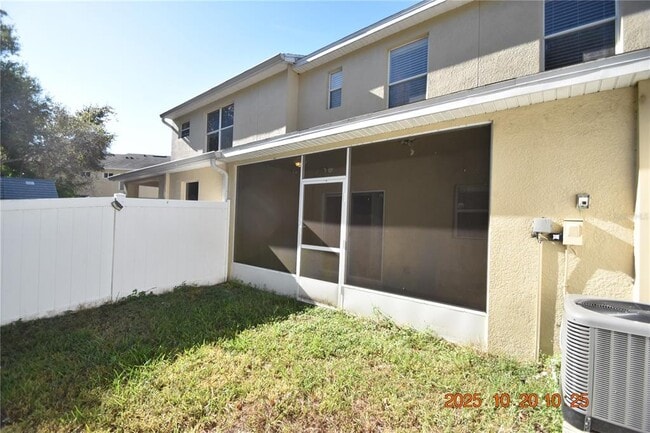 Building Photo - 6146 Olivedale Dr