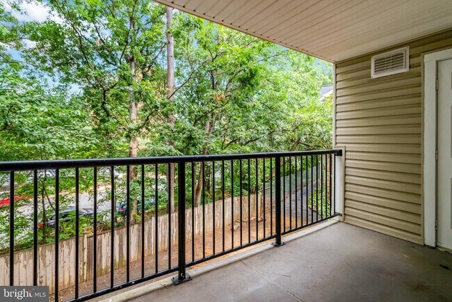 Building Photo - 3307 Wyndham Cir