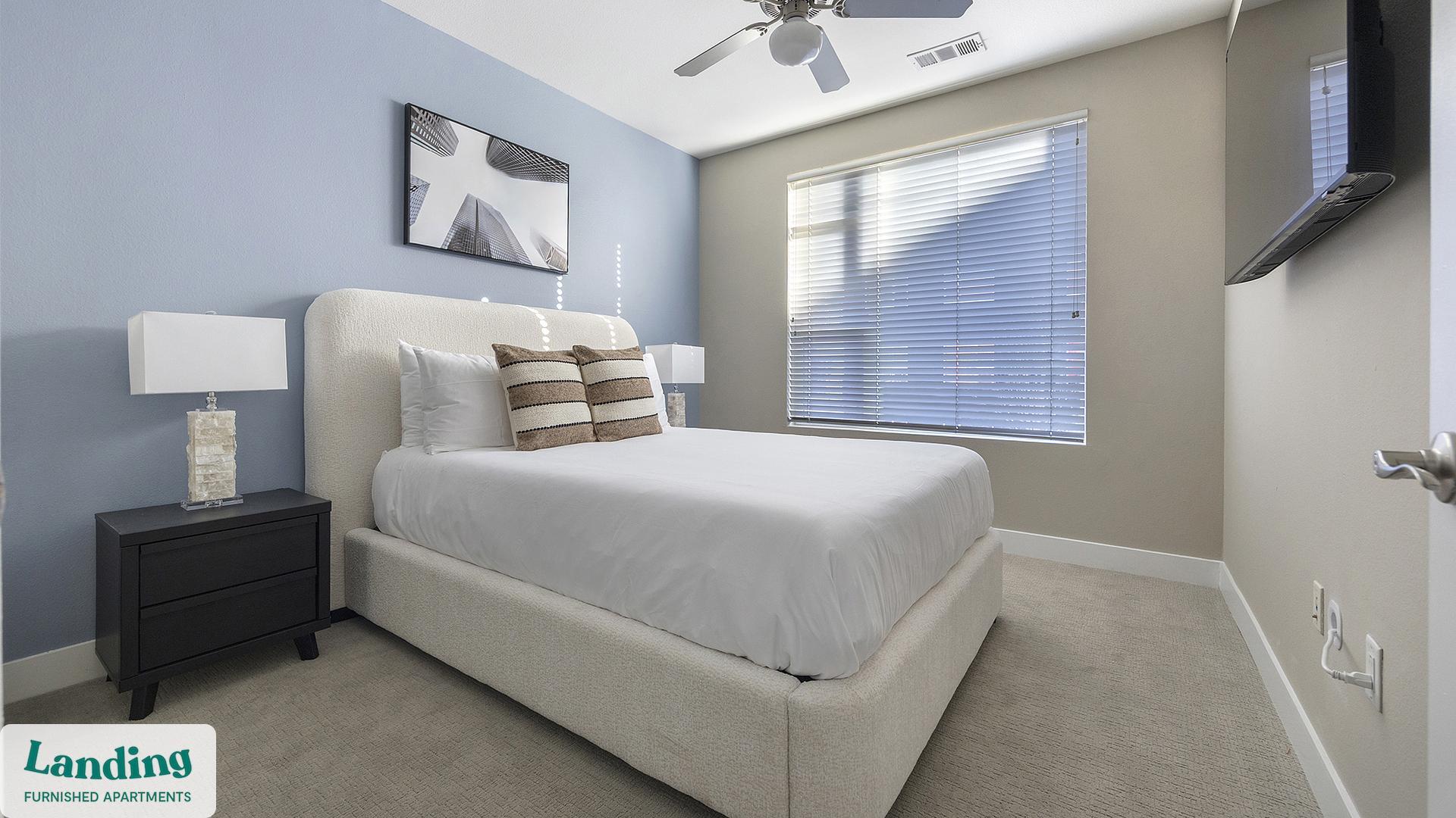 Building Photo - 1000 S Broadway