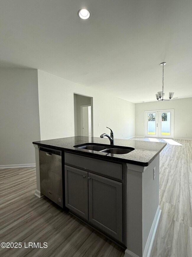 Building Photo - 1069 S Innovation Dr