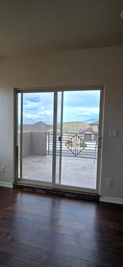 Building Photo - Stunning 3-BR Home with Views, Upgrades, & Oversized Garage!
