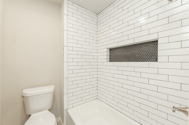 Building Photo - 21402 Park Royale Dr