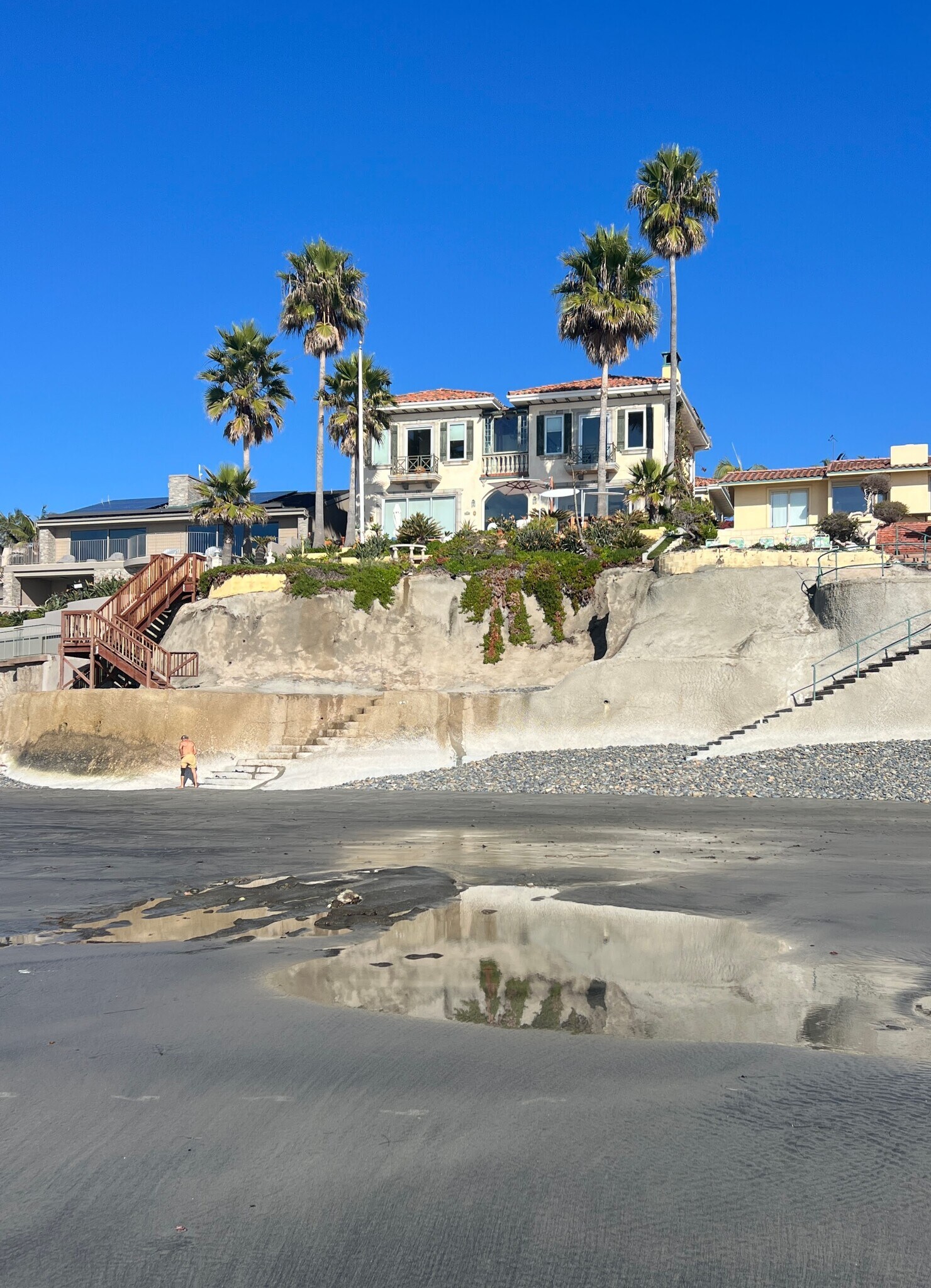 Building Photo - 5143 Shore Dr