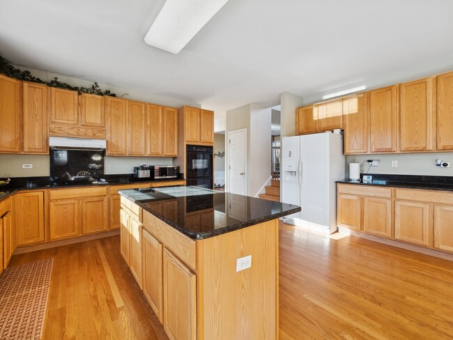 Building Photo - 483 W Falkirk Pl