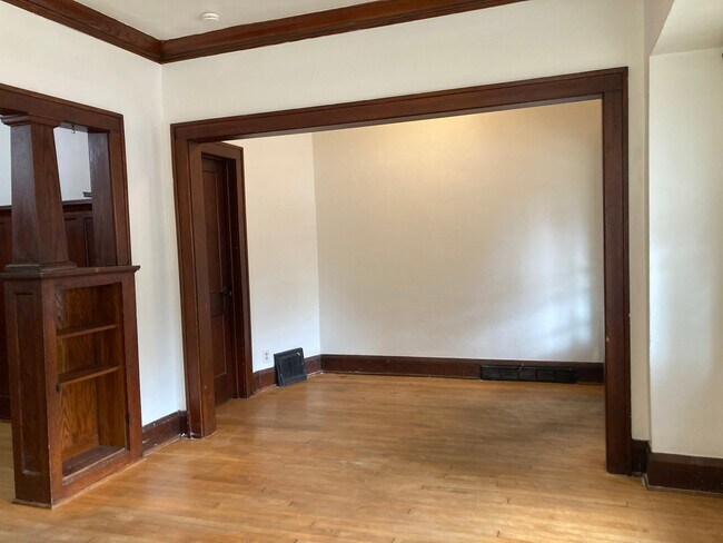 Building Photo - 3131 N Fratney St