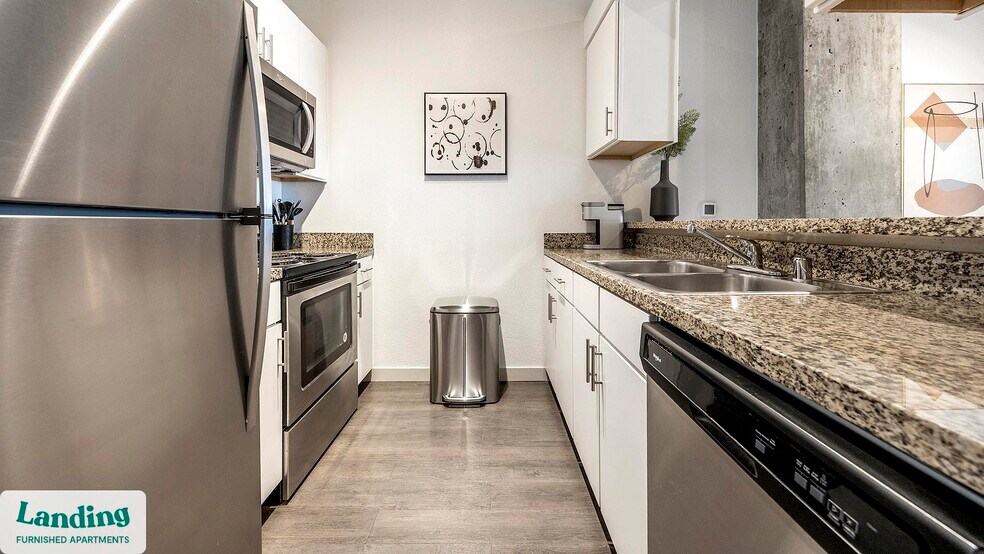 Building Photo - 1451 24th St