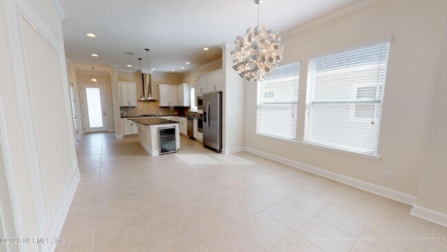 Building Photo - 203 Southern Oak Dr