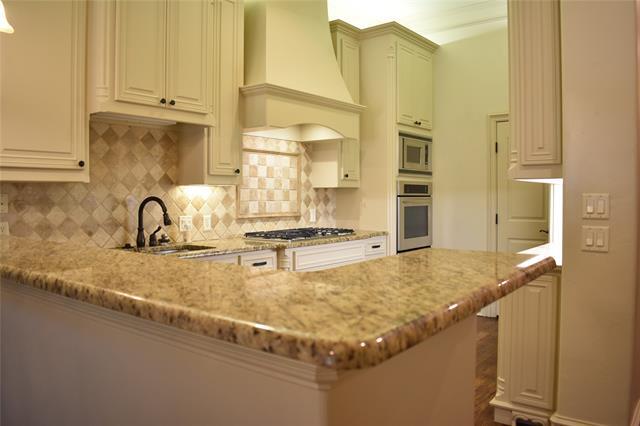 Building Photo - 1625 Fountain Pass Dr