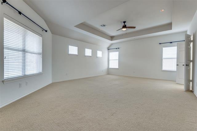 Building Photo - 8 Bear Run Cir