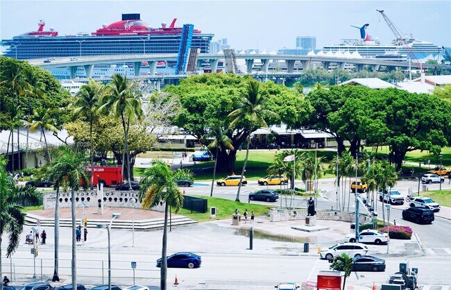 Building Photo - 244 Biscayne Blvd