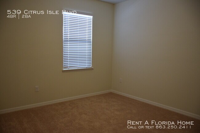 Building Photo - 539 Citrus Isle Blvd