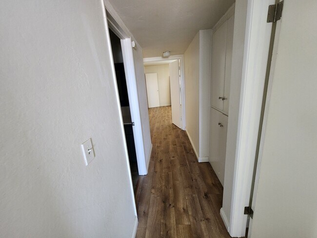 Building Photo - 4030 Mt Acadia Blvd