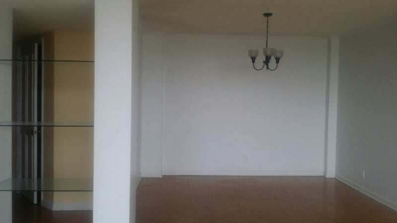 Building Photo - 1101 N Elm St