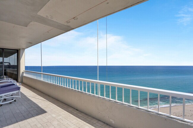 Building Photo - 5510 N Ocean Dr