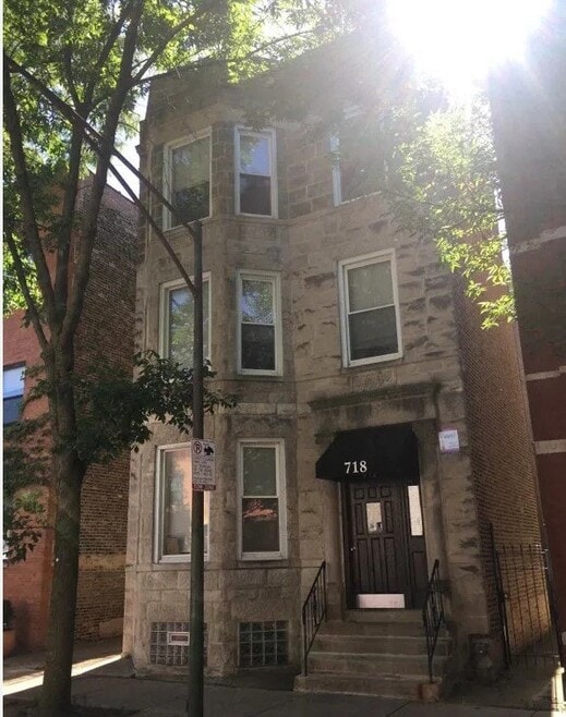 Building Photo - 718 S Aberdeen St